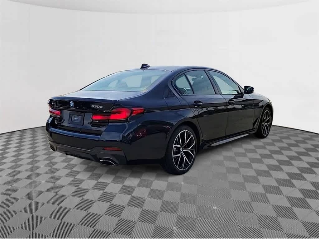 2021 BMW 5 Series 530e xDrive 8