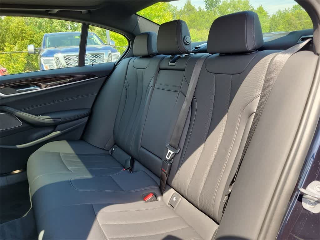 2021 BMW 5 Series 530e xDrive 17