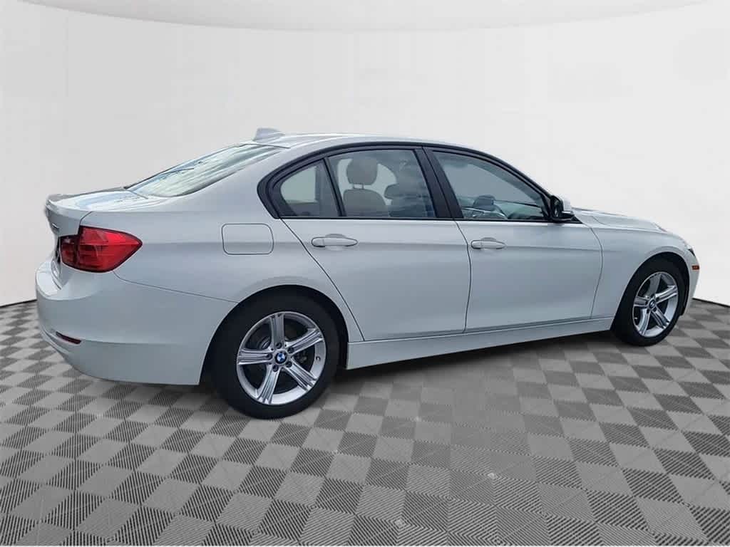 2014 BMW 3 Series 320i xDrive 8