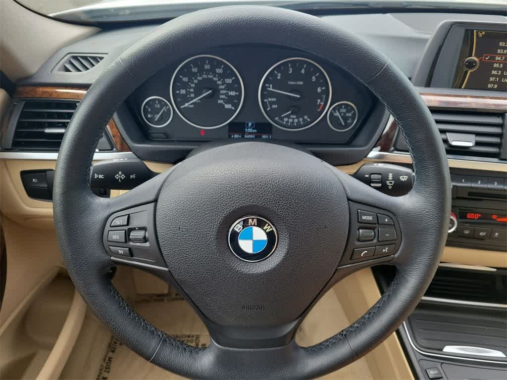 2014 BMW 3 Series 320i xDrive 16