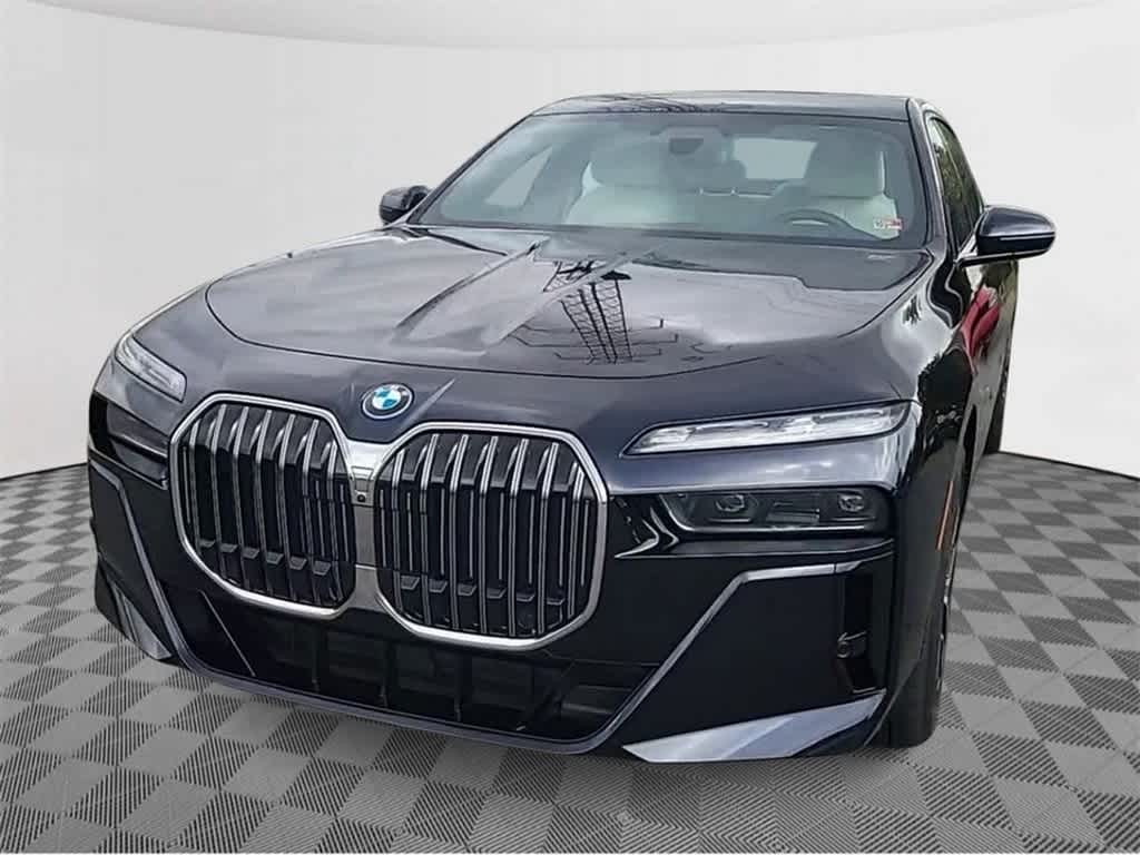 2024 BMW 7 Series 750e xDrive 3