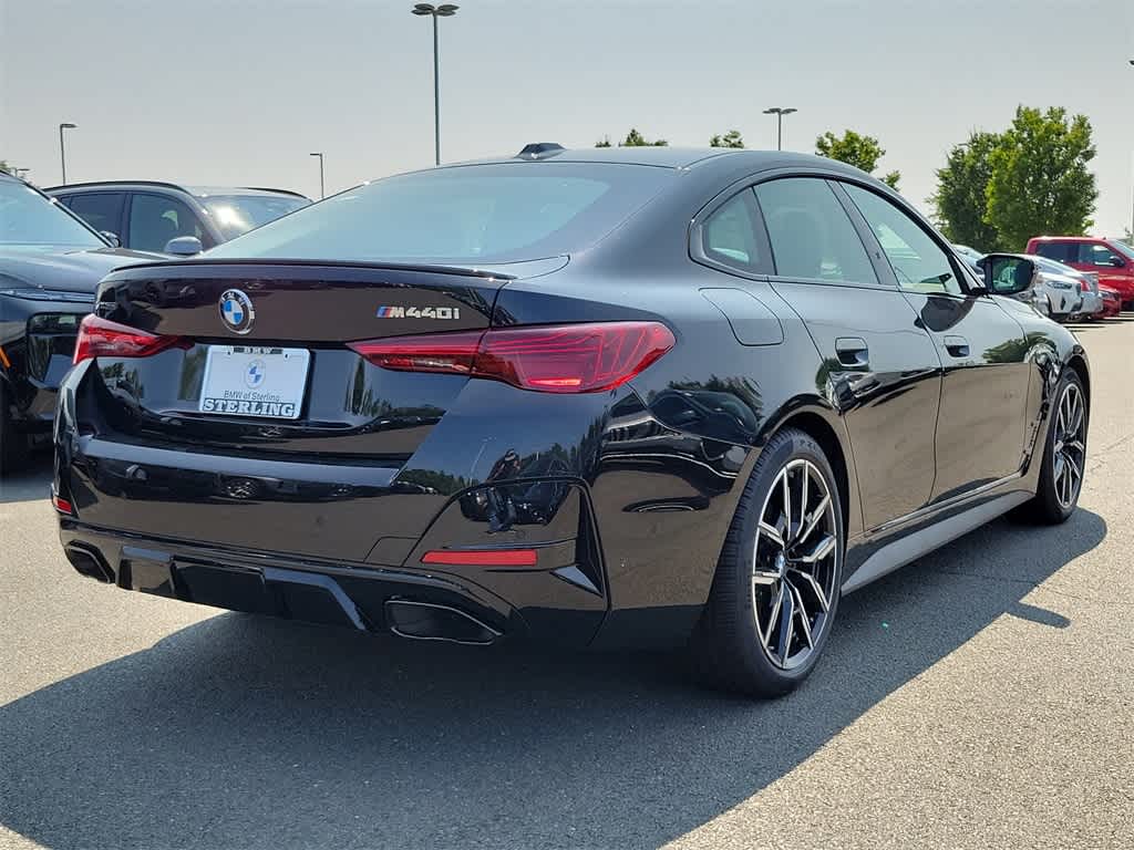 2025 BMW 4 Series M440i xDrive 3