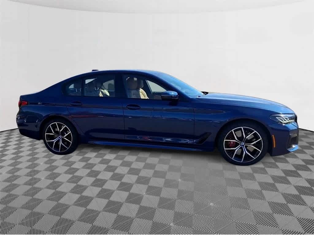 2022 BMW 5 Series 540i xDrive 9