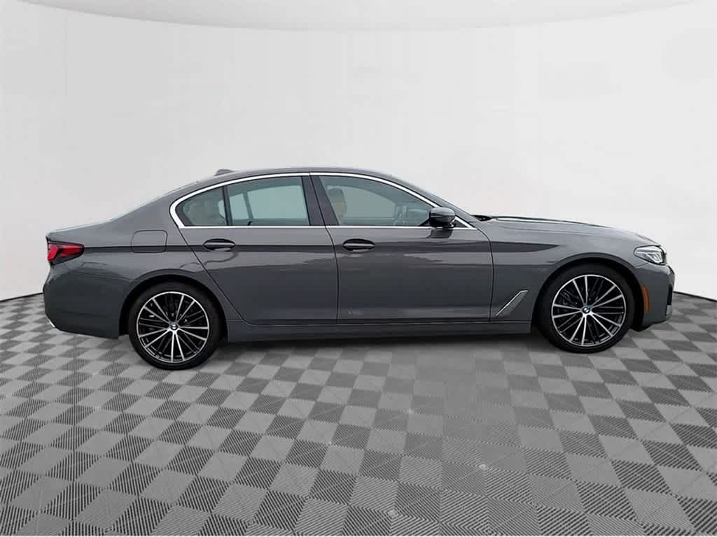 2021 BMW 5 Series 540i xDrive 9