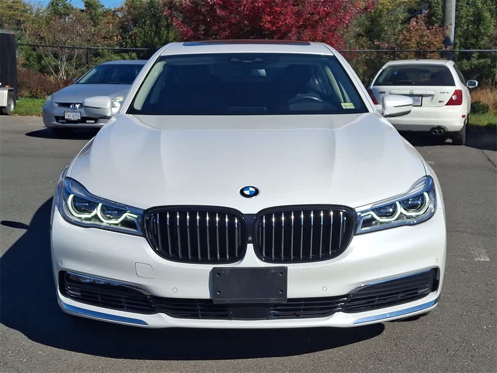 2016 BMW 7 Series 750i xDrive 27