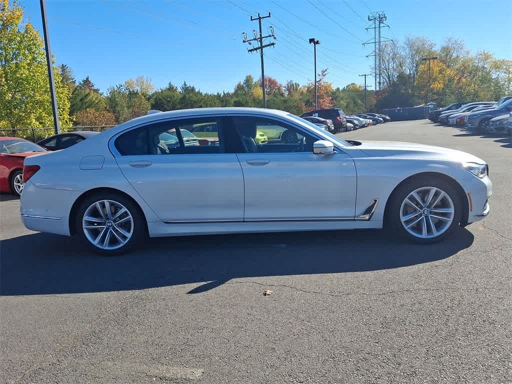 2016 BMW 7 Series 750i xDrive 24