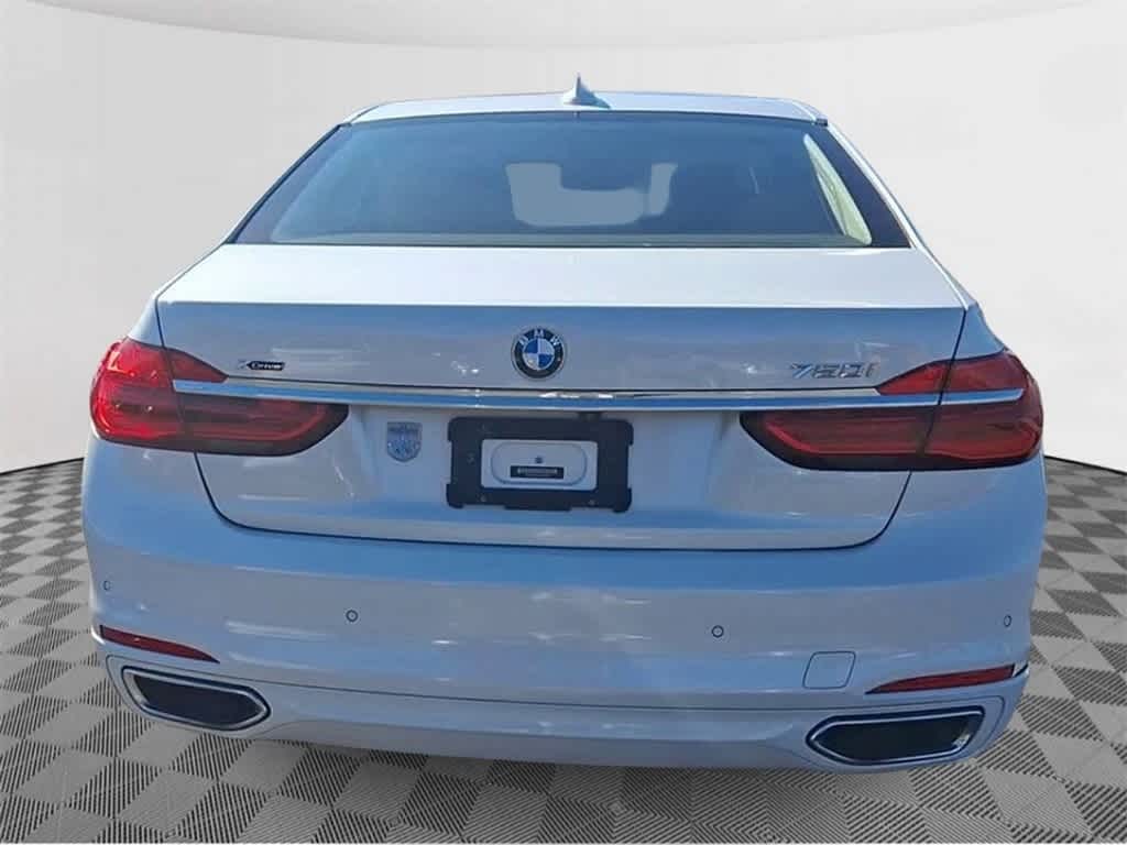 2016 BMW 7 Series 750i xDrive 7