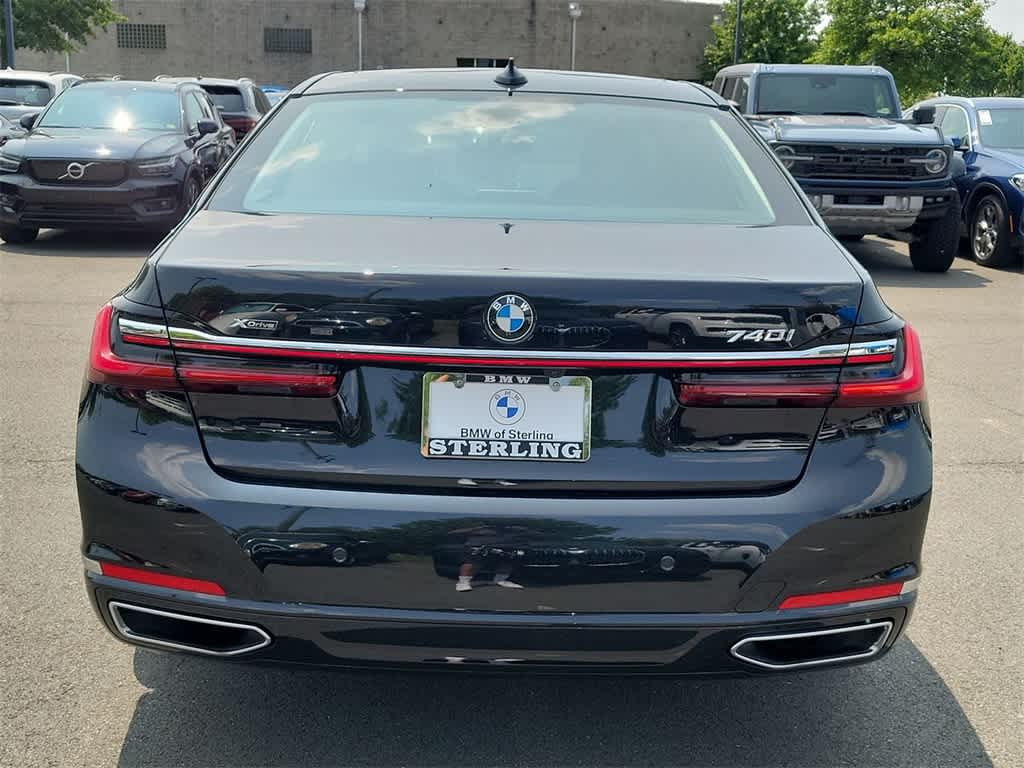 2021 BMW 7 Series 740i xDrive 23