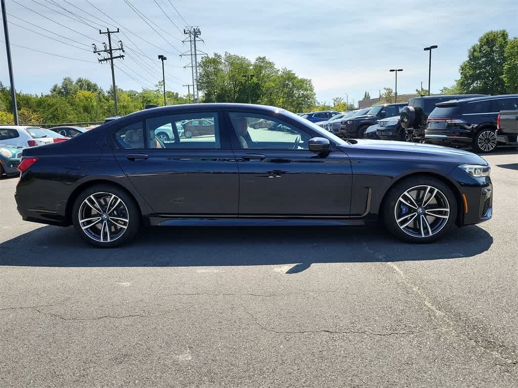 2022 BMW 7 Series 740i xDrive 24