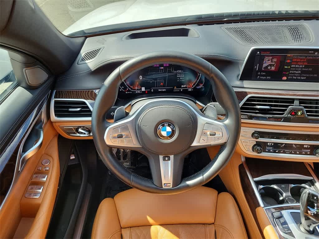 2022 BMW 7 Series 750i xDrive 21