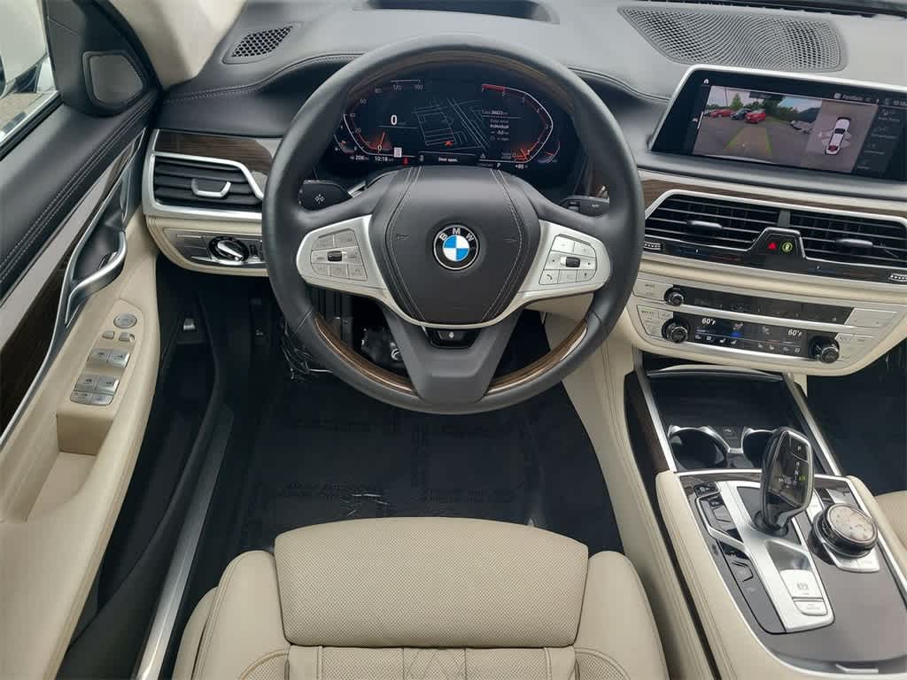 2022 BMW 7 Series 750i xDrive 21