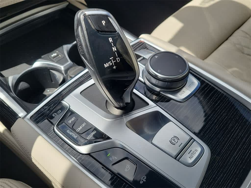 2022 BMW 7 Series 750i xDrive 12