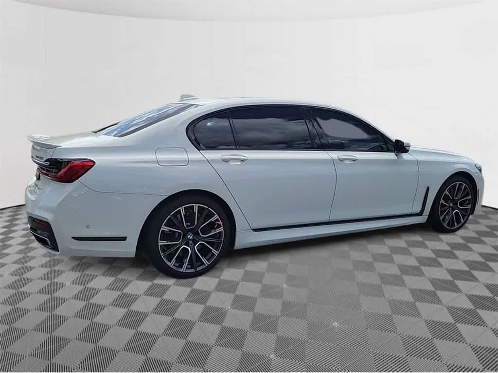 2022 BMW 7 Series 750i xDrive 8