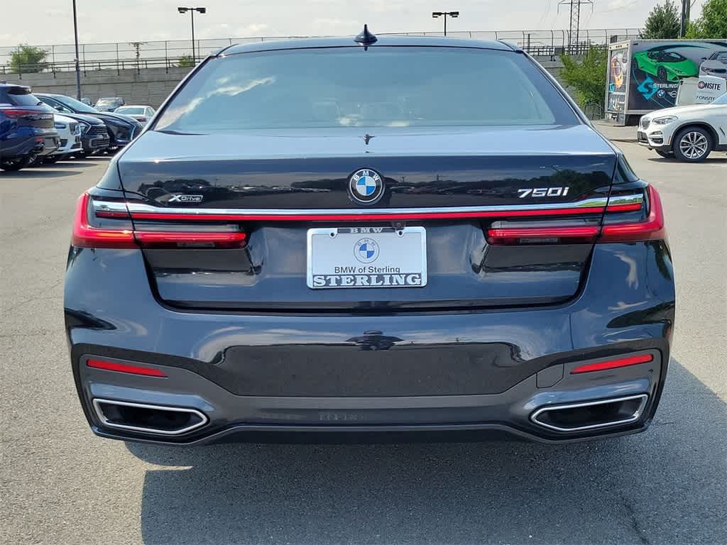 2022 BMW 7 Series 750i xDrive 23