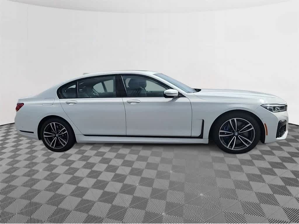 2022 BMW 7 Series 750i xDrive 9