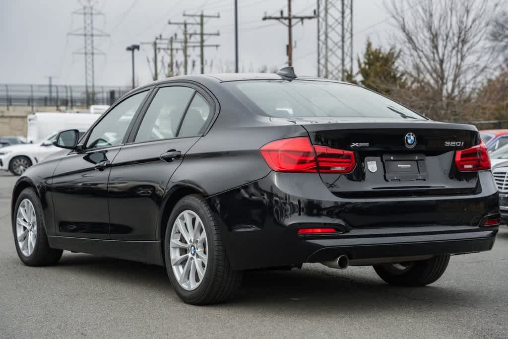 2016 BMW 3 Series 320i xDrive 4