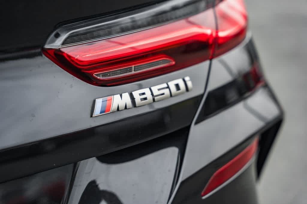 2022 BMW 8 Series M850i 8