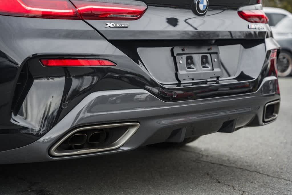 2022 BMW 8 Series M850i 9