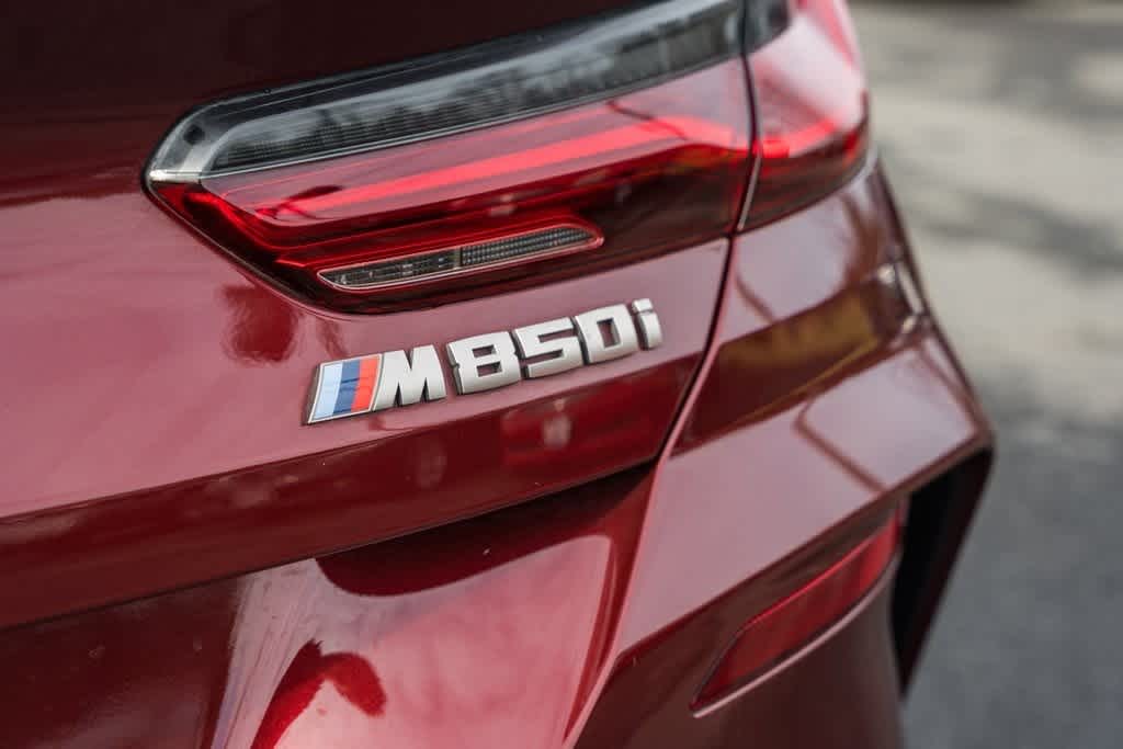 2022 BMW 8 Series M850i 8