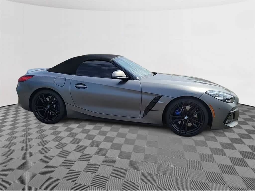 2023 BMW Z4 M40i 9