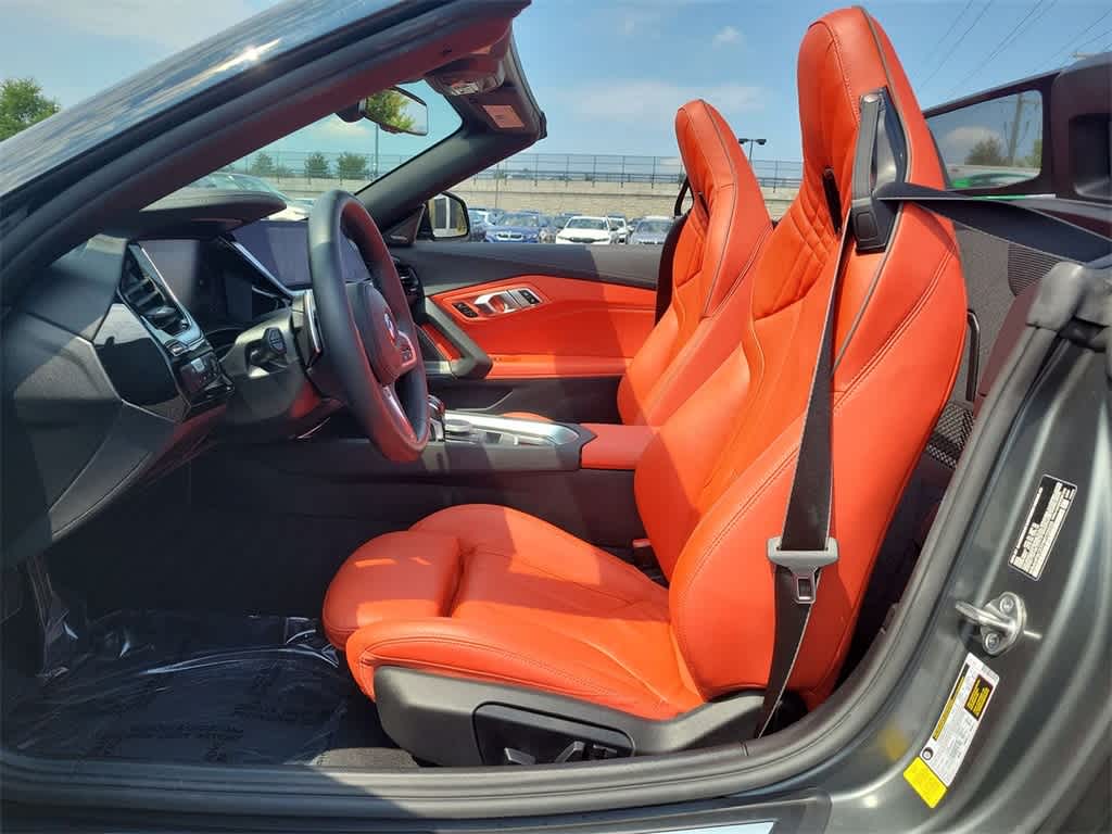 2023 BMW Z4 M40i 11