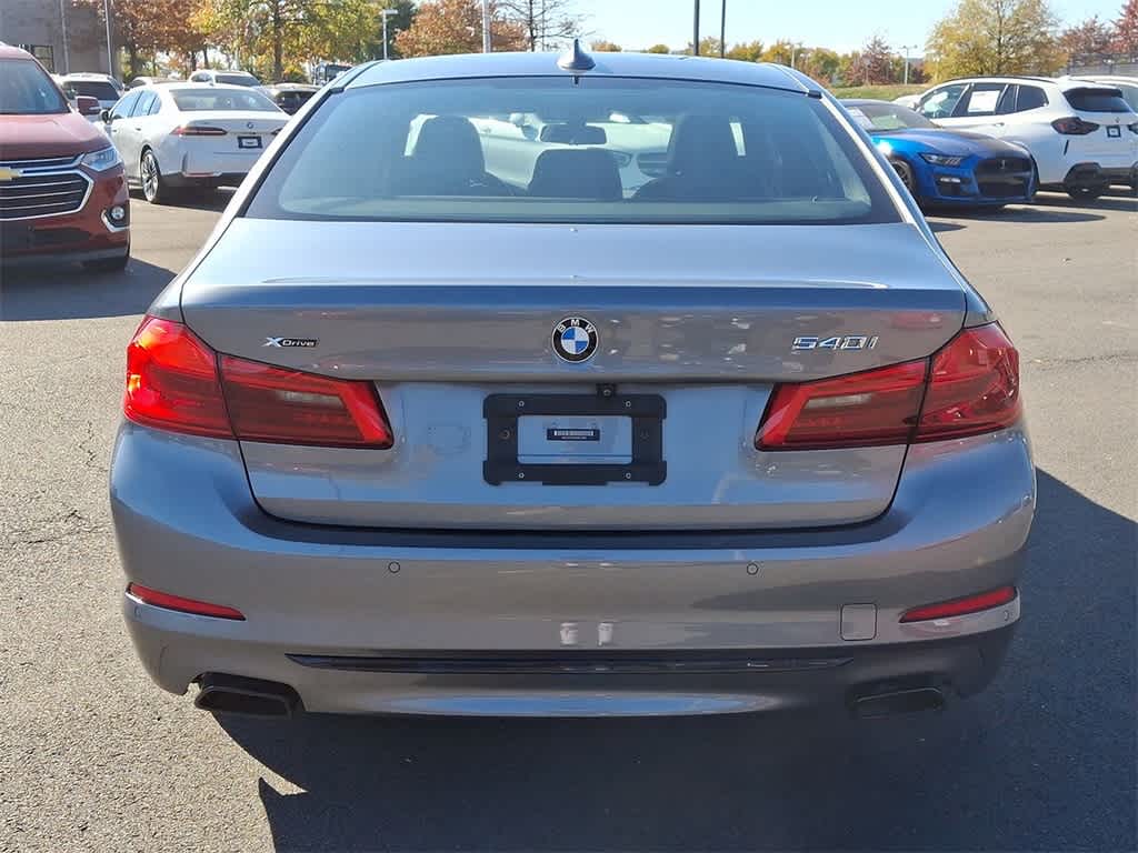 2019 BMW 5 Series 540i xDrive 22