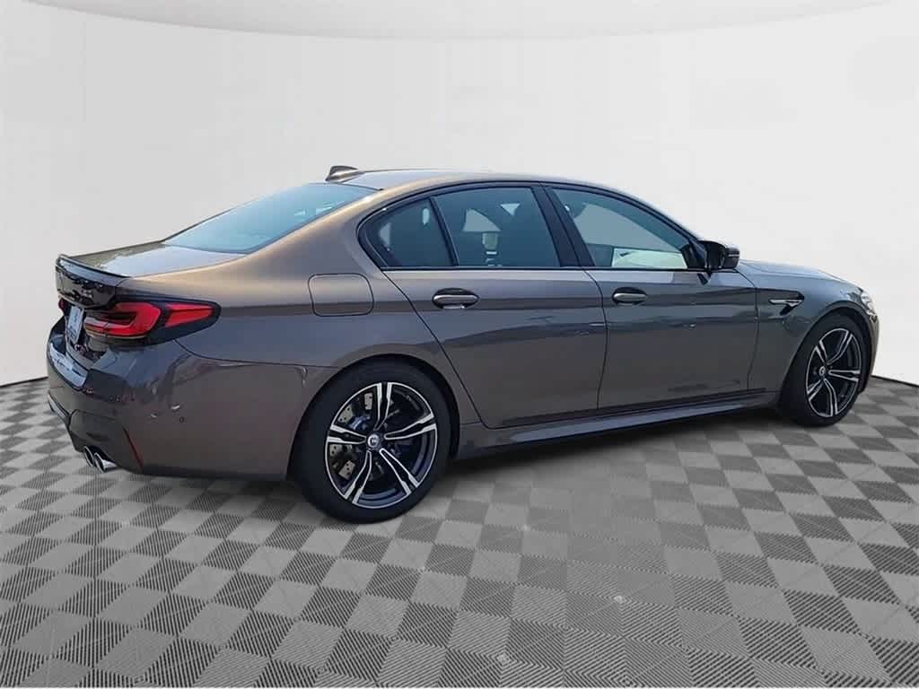 2022 BMW M5 BASE 8