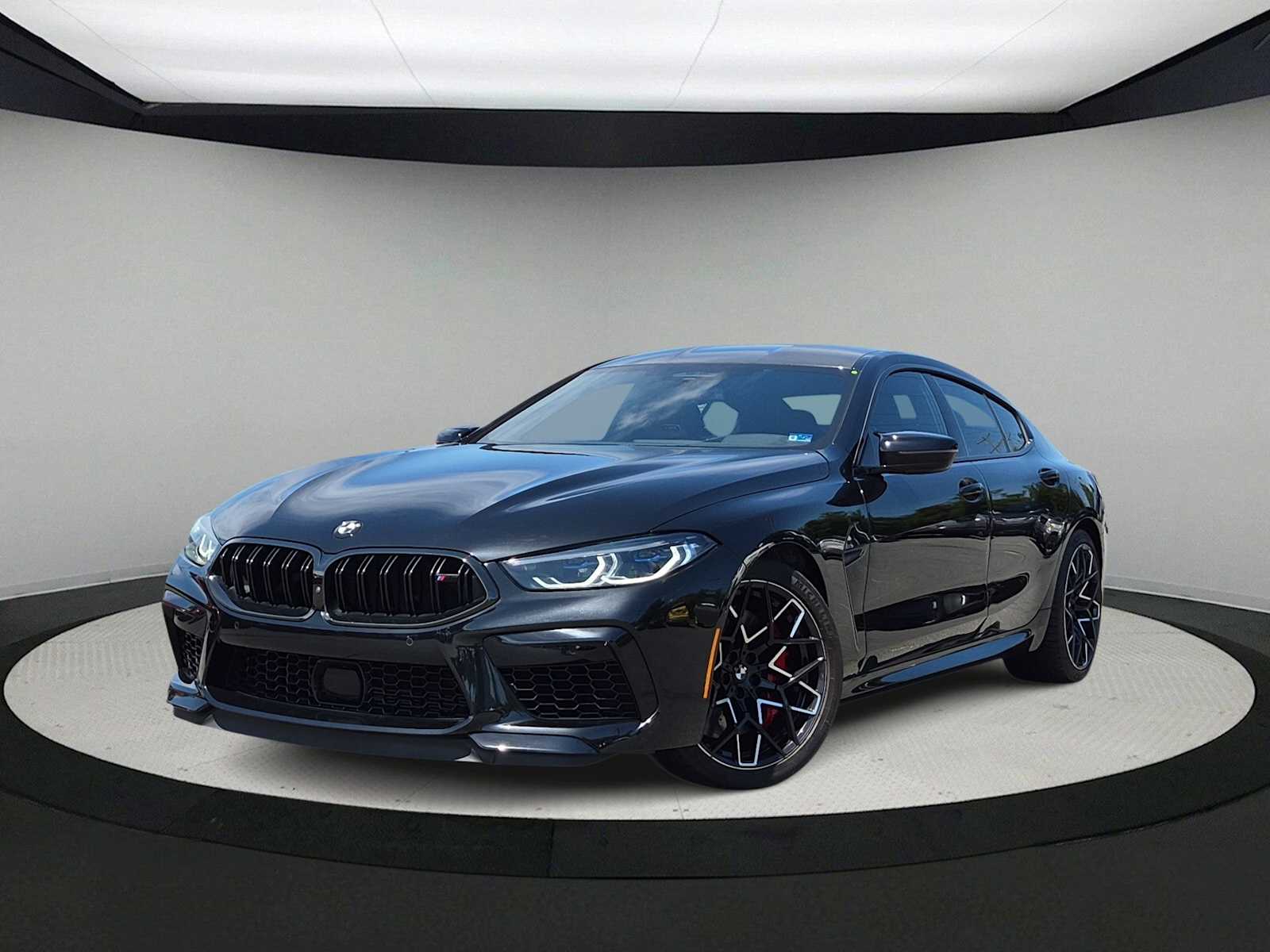 2024 BMW M8