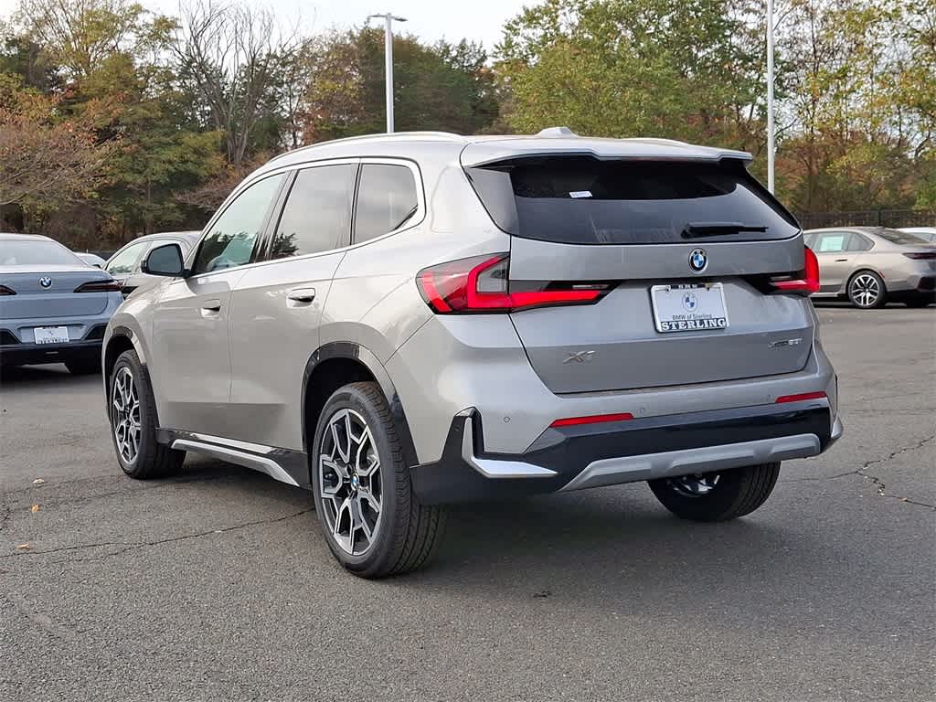 2025 BMW X1 xDrive28i 4