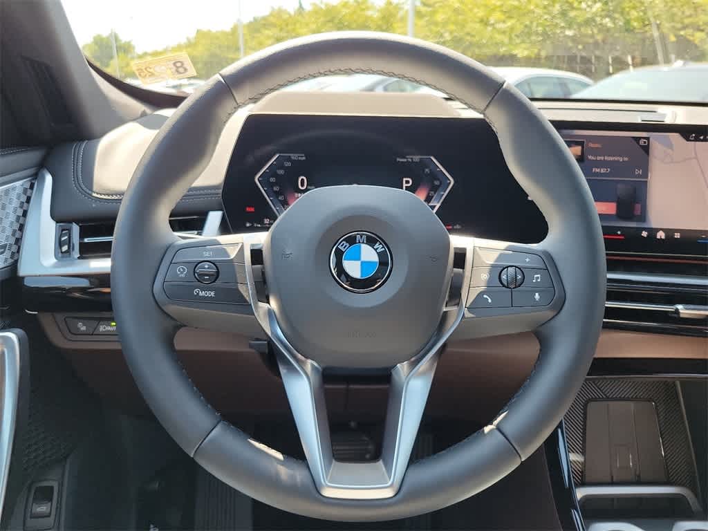 2025 BMW X1 xDrive28i 9