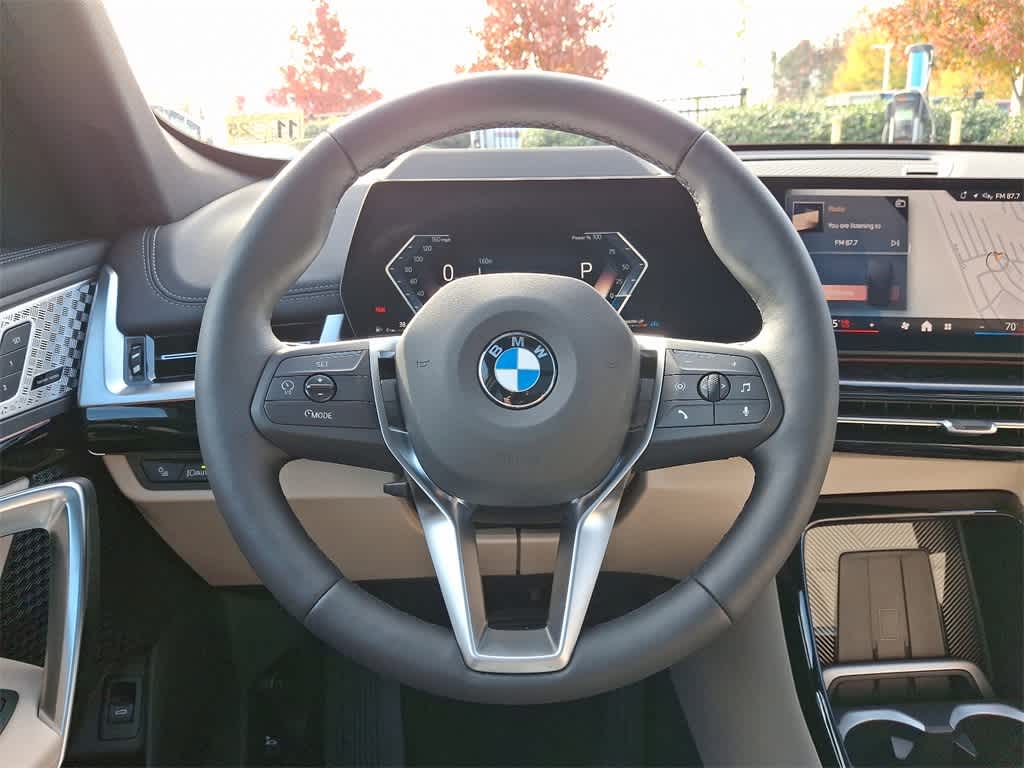 2025 BMW X1 xDrive28i 9