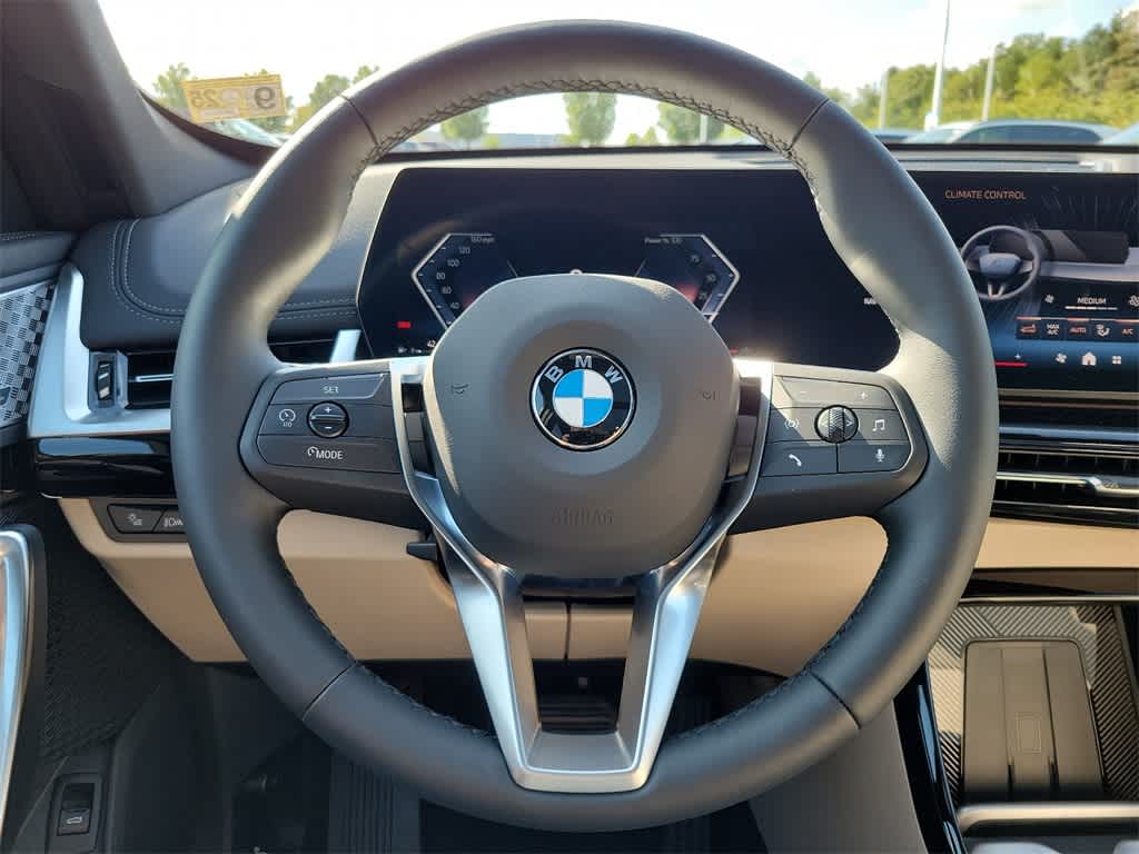 2025 BMW X1 xDrive28i 8