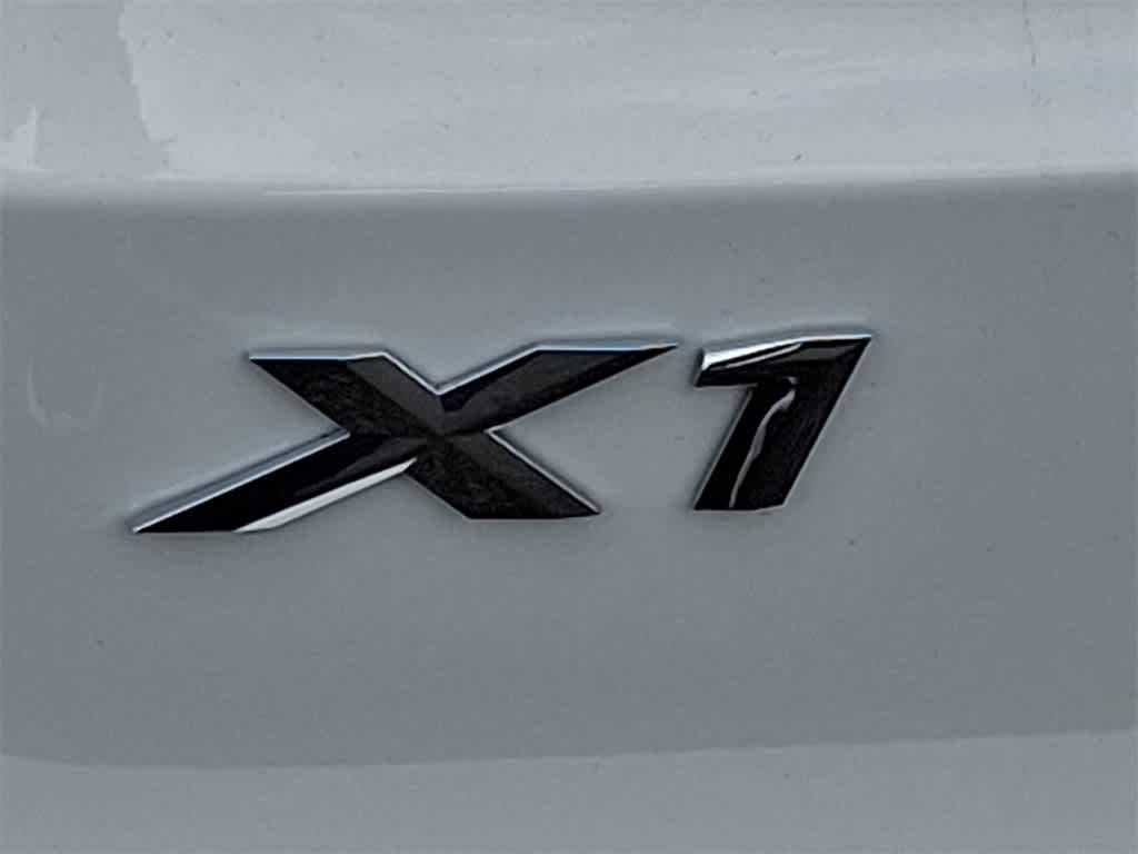 2025 BMW X1 xDrive28i 13