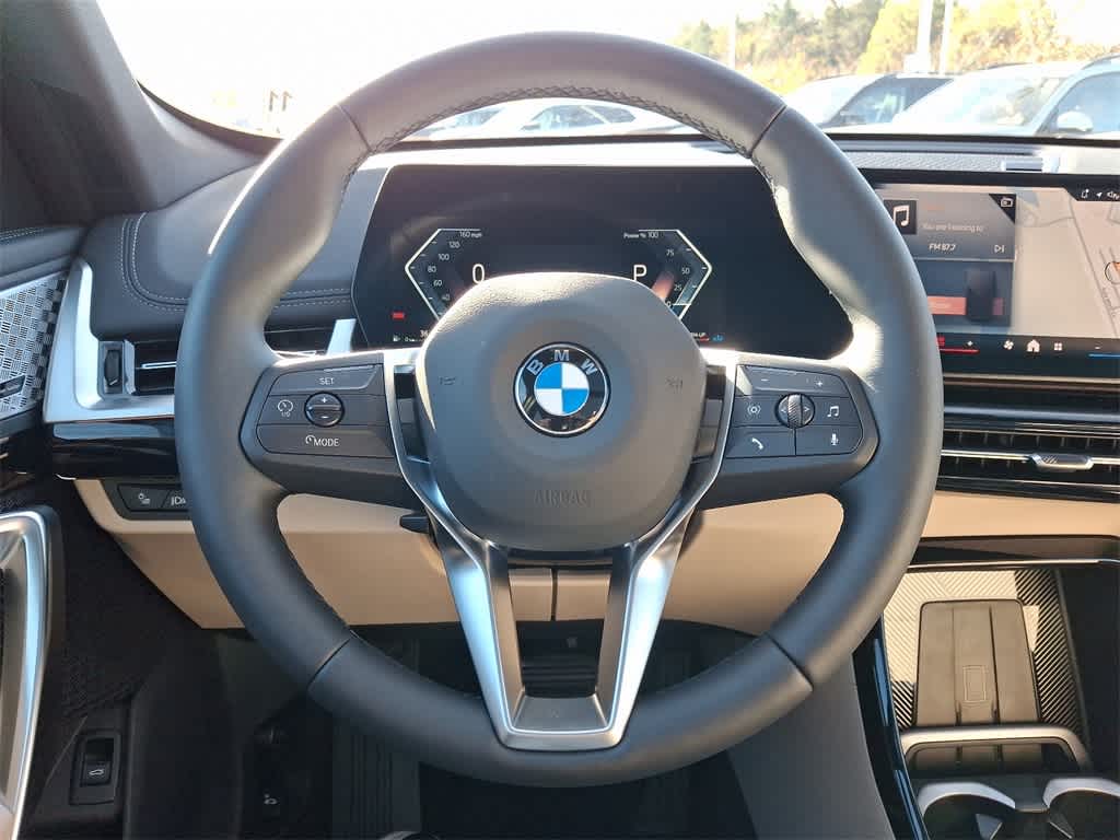 2025 BMW X1 xDrive28i 9