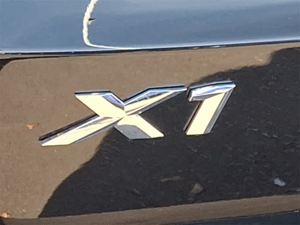 2025 BMW X1 xDrive28i 12