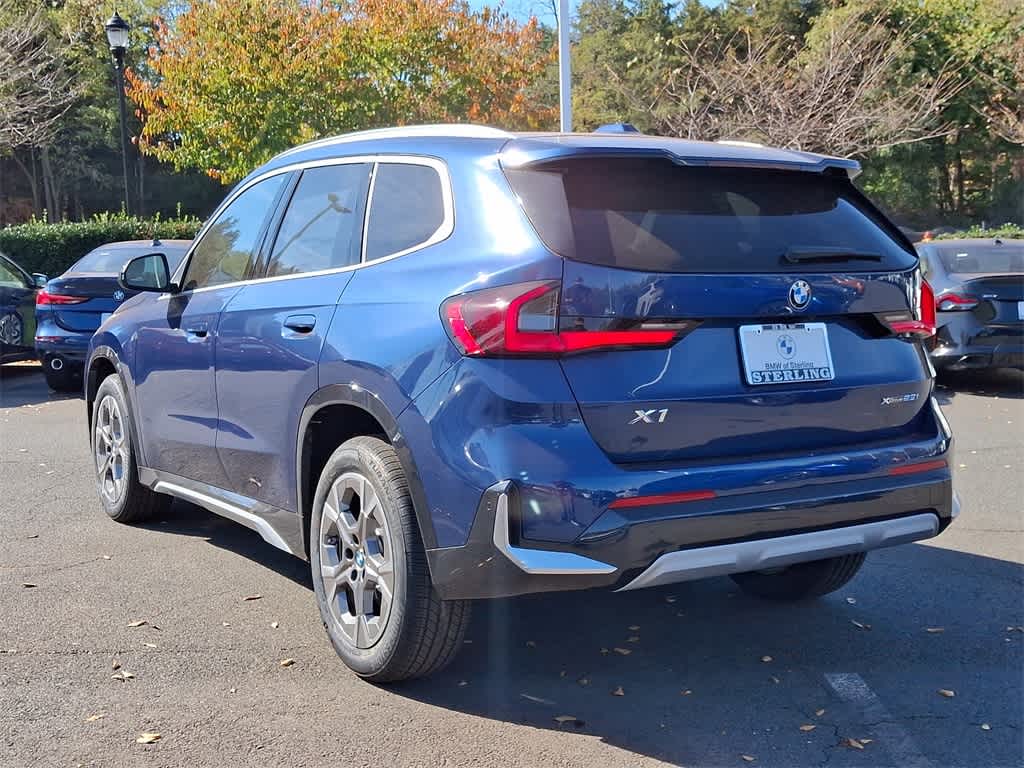 2025 BMW X1 xDrive28i 4