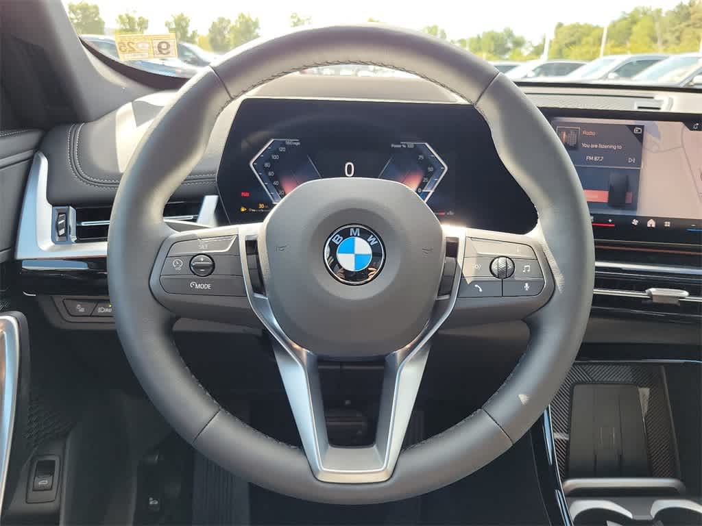 2025 BMW X1 xDrive28i 9