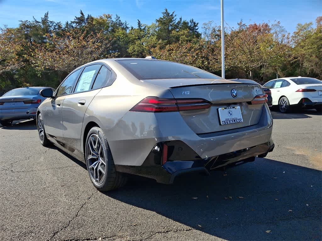 2025 BMW i5 xDrive40 4