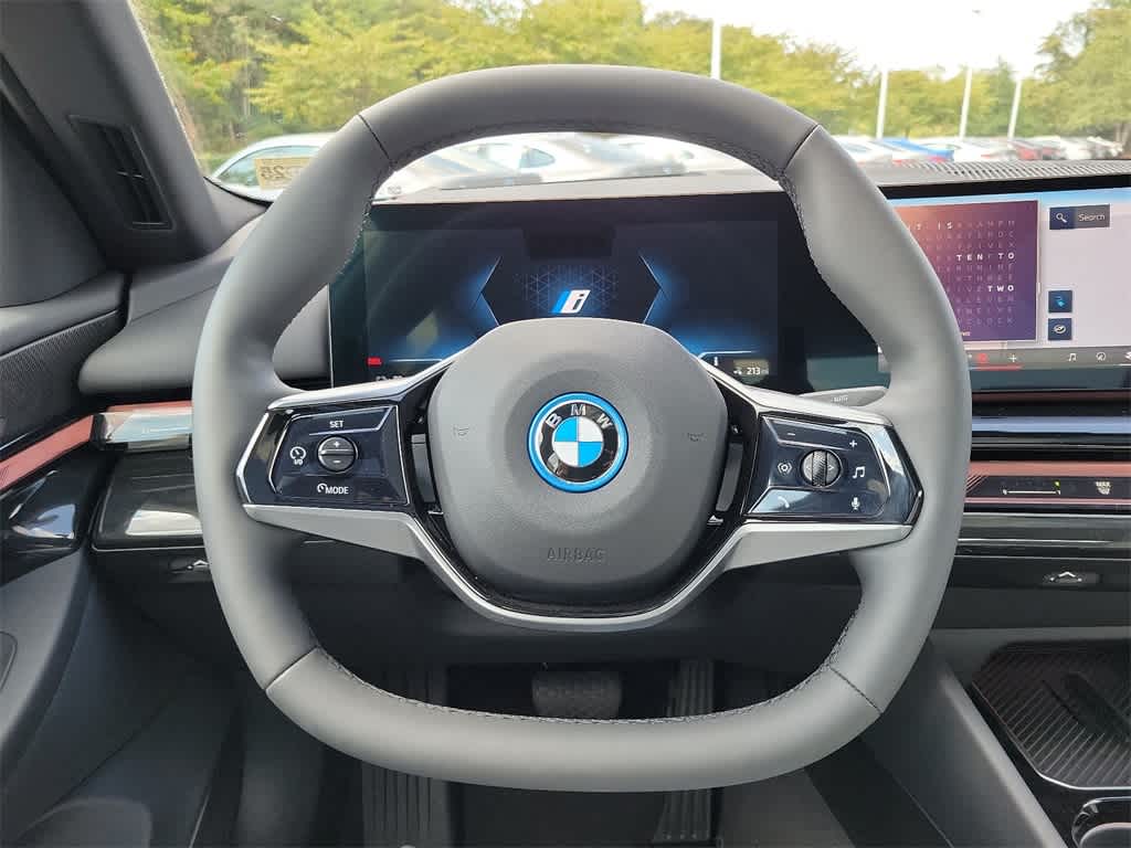 2025 BMW i5 xDrive40 8