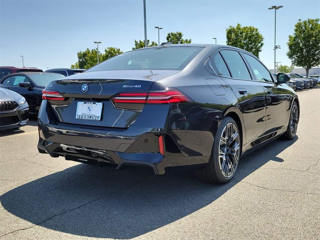 2025 BMW i5 xDrive40 3