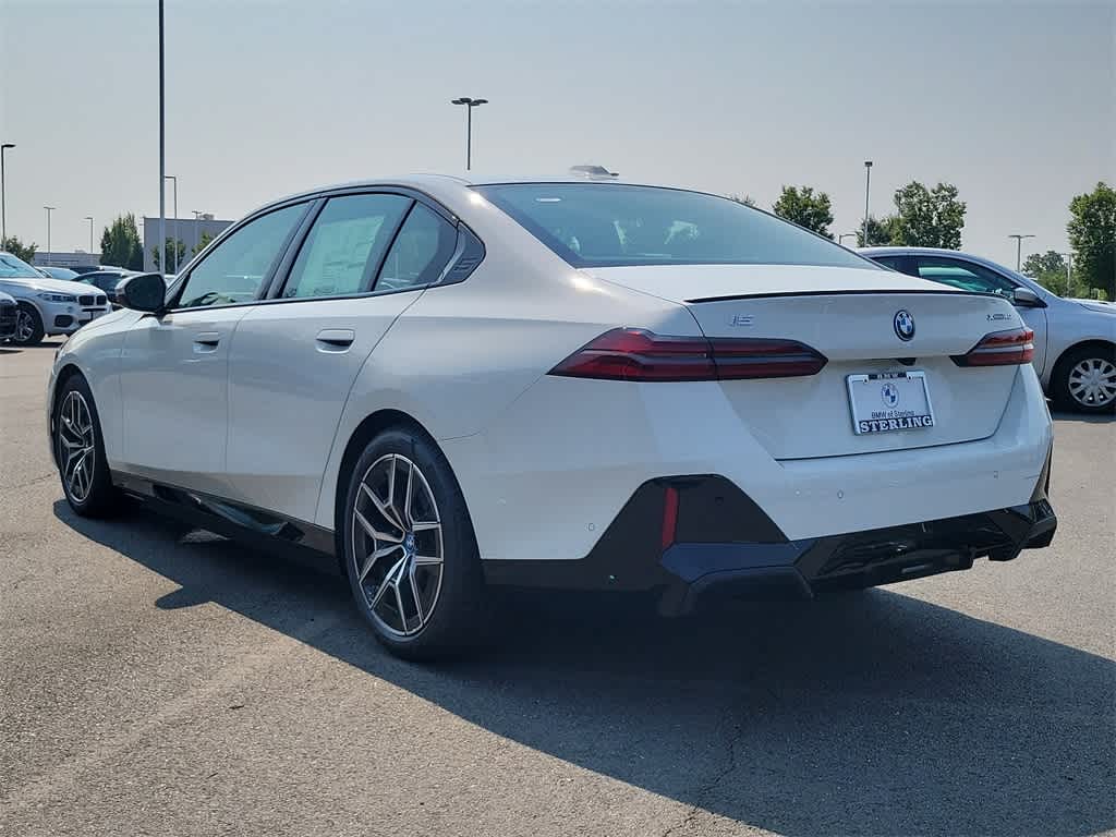 2025 BMW i5 xDrive40 4