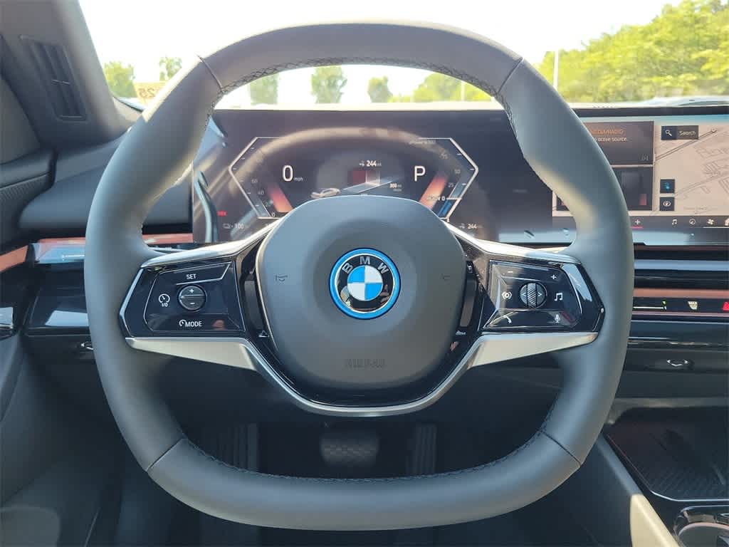 2025 BMW i5 xDrive40 7