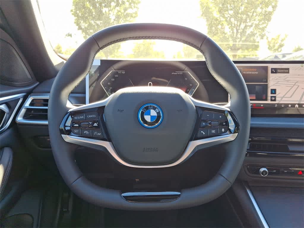 2025 BMW i4 eDrive40 9