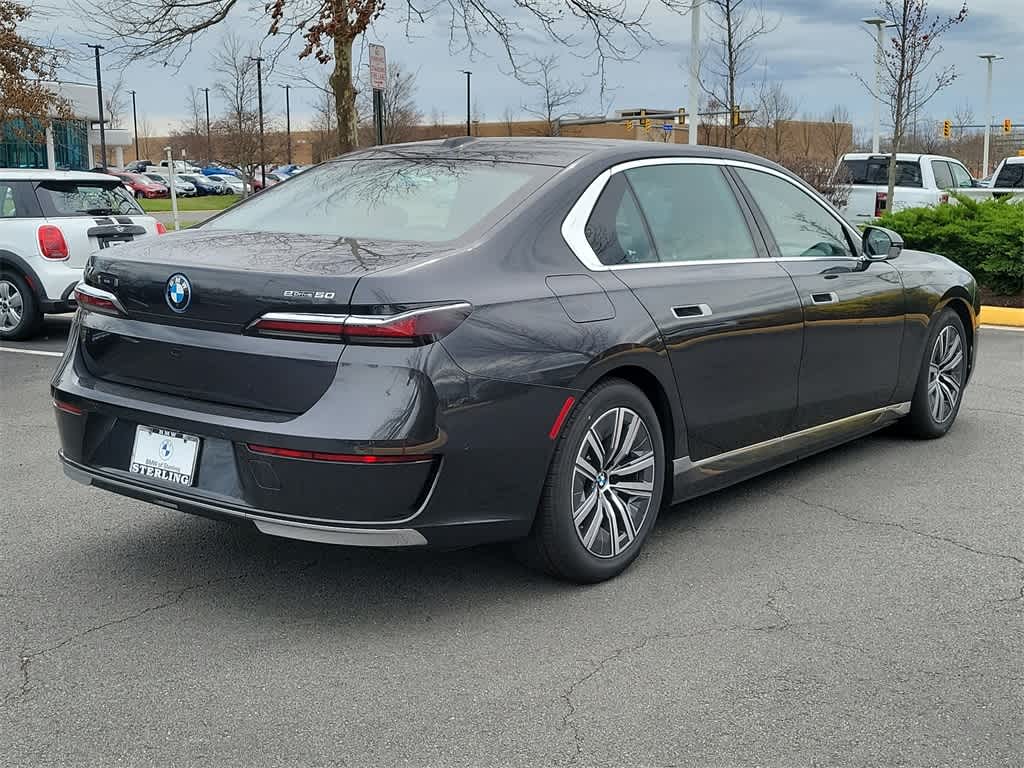 2024 BMW i7 eDrive50 3