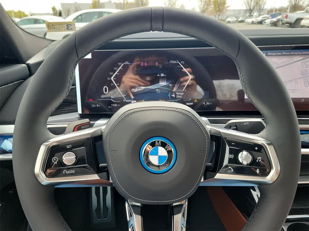 2024 BMW i7 eDrive50 8