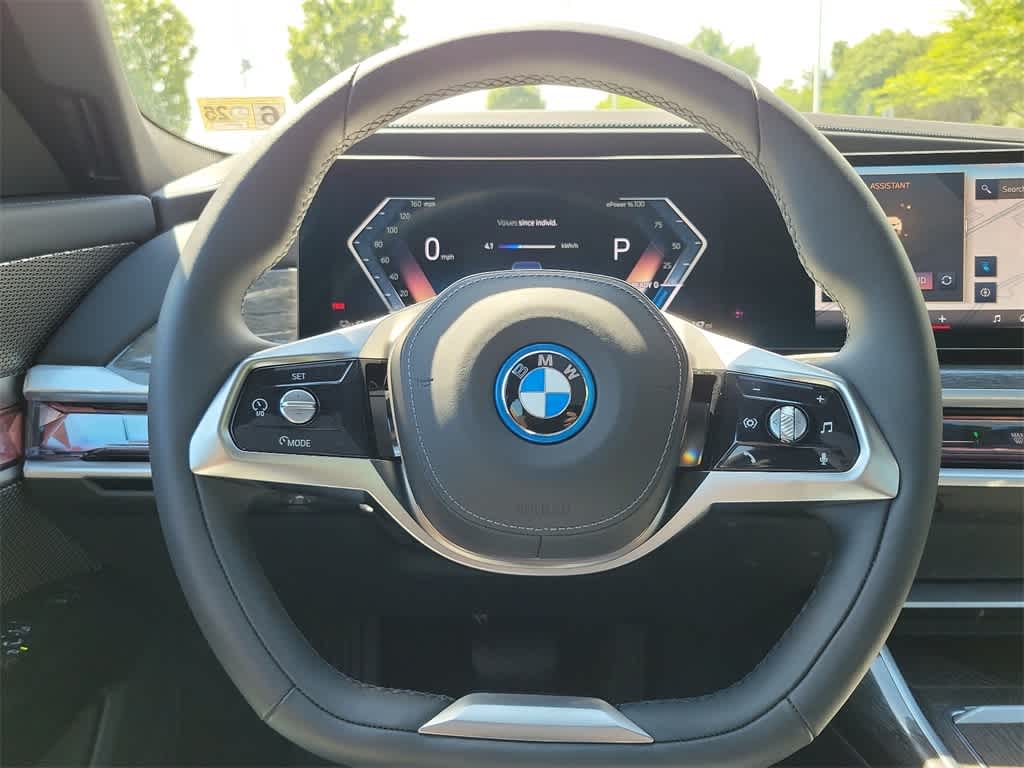 2024 BMW i7 xDrive60 8