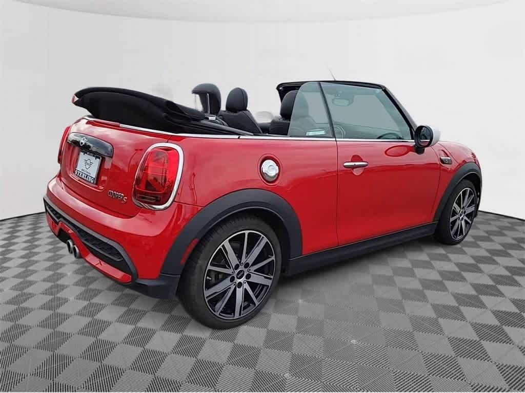 2024 MINI Convertible Cooper S 8