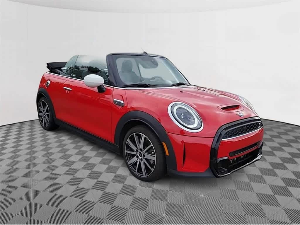 2024 MINI Convertible Cooper S 2