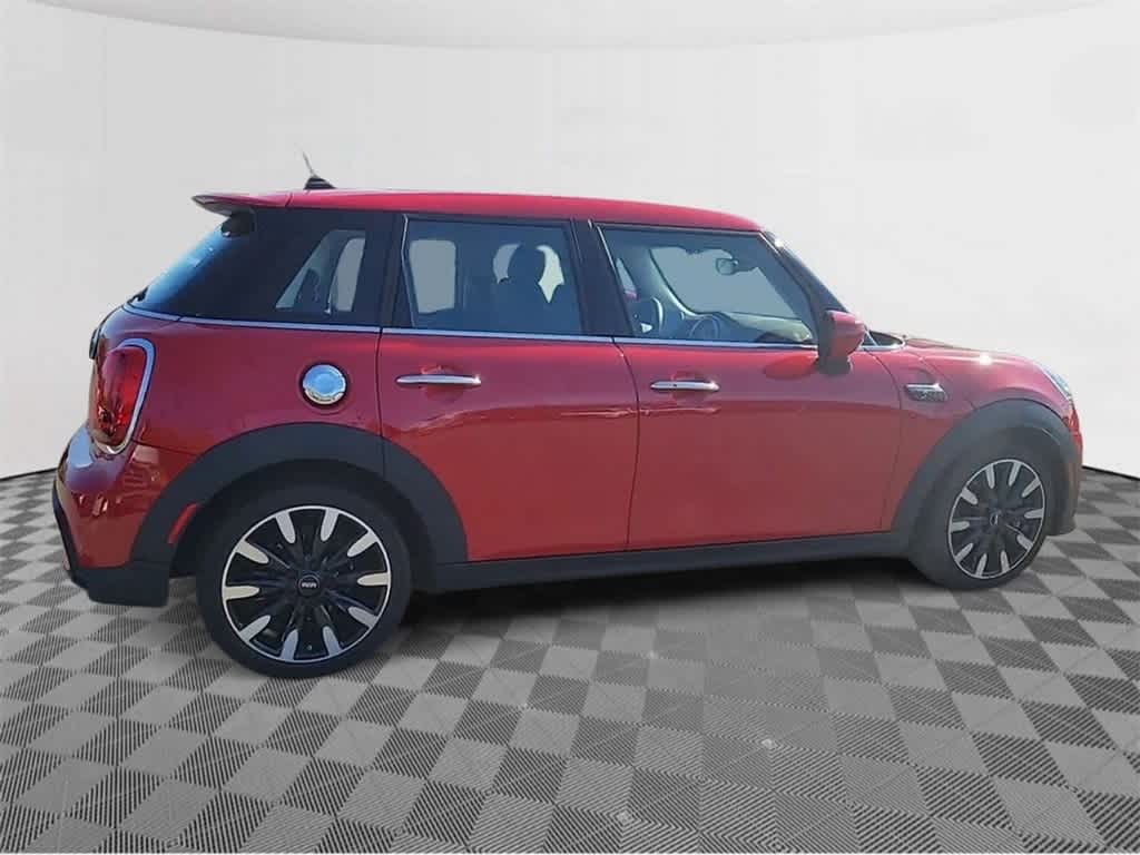 2022 MINI Hardtop 4 Door Cooper S 8