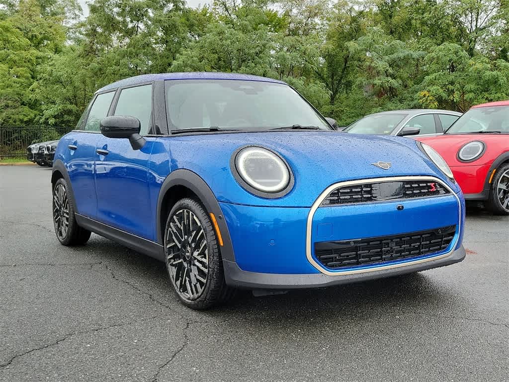 2025 MINI Hardtop 4 Door Cooper S 2